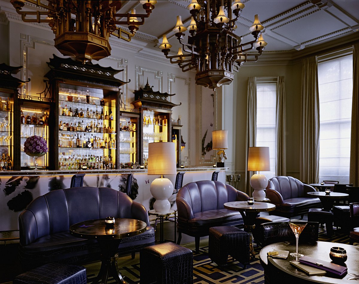 Artesian — interior photo 2