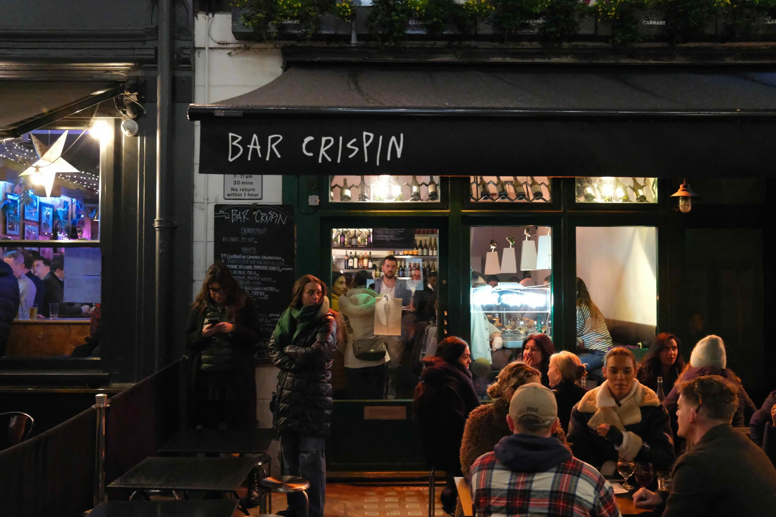 Bar Crispin — interior photo 1