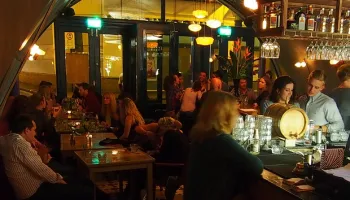 Bluethroat Brixton — interior photo 3