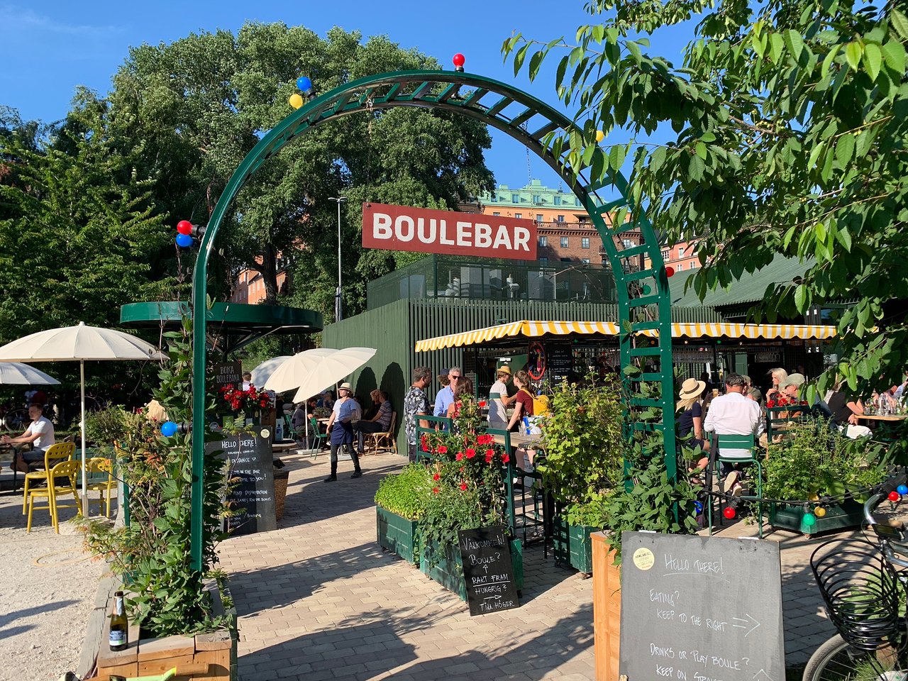 Boulebar — interior photo 5