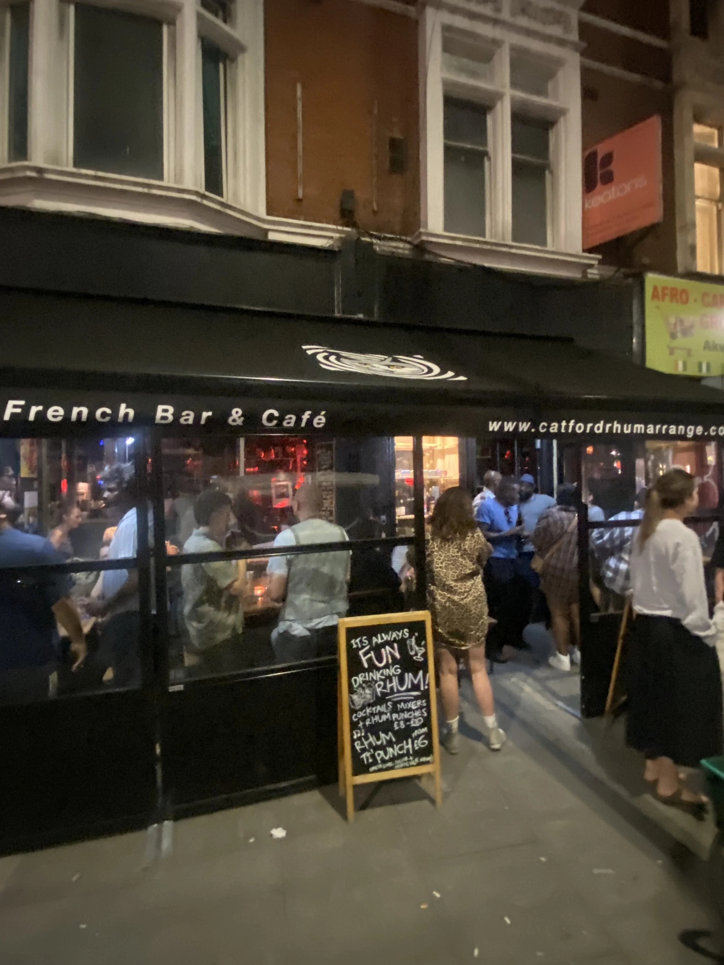 C.R.A (Catford Rhum Arrangé) Rhum bar & café — interior photo 6