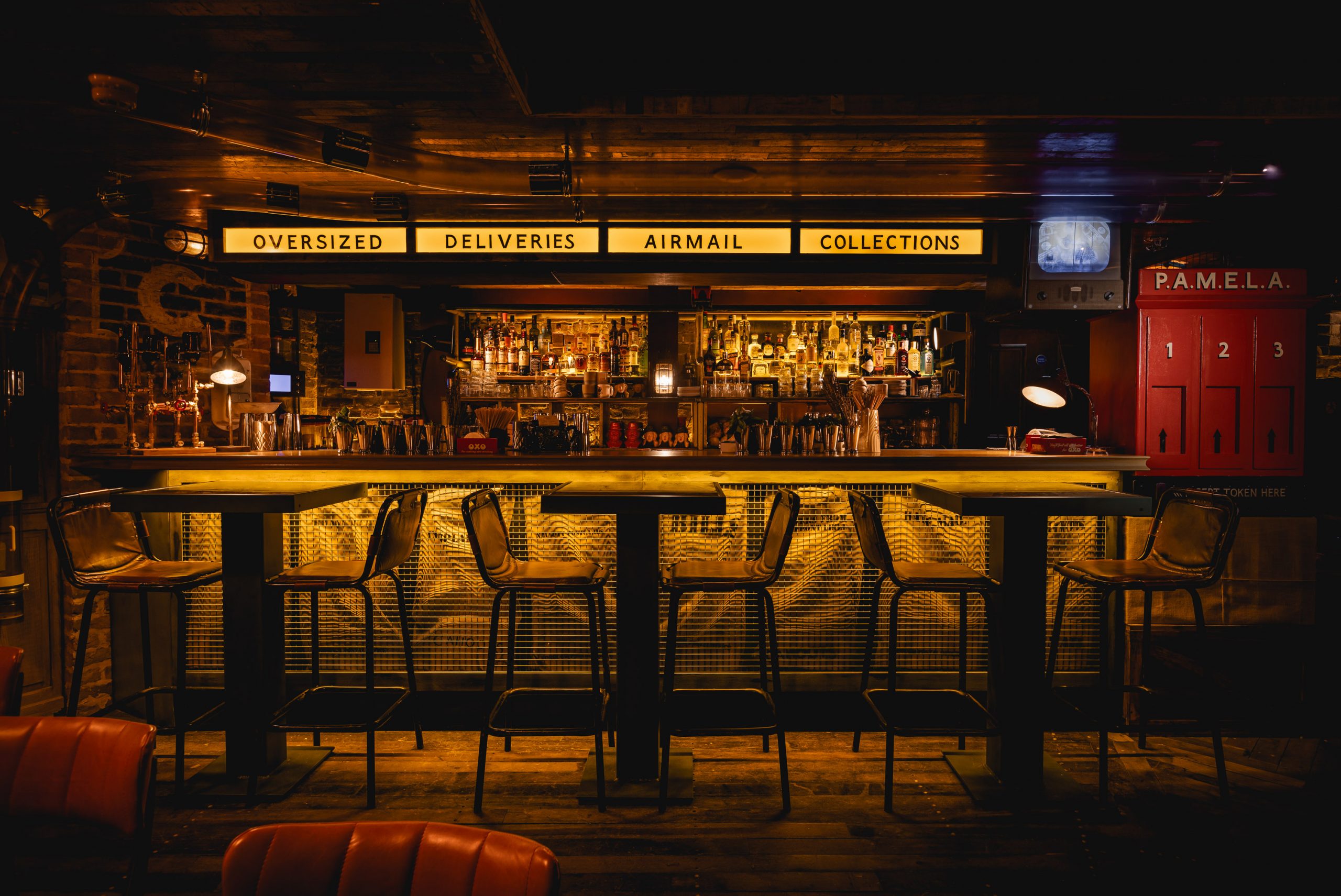 Cahoots London — interior photo 4