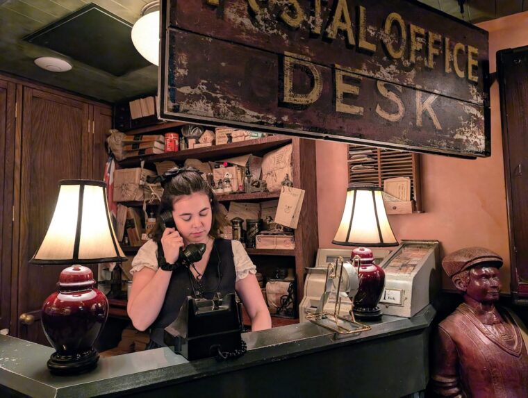 Cahoots Postal Office — interior photo 1
