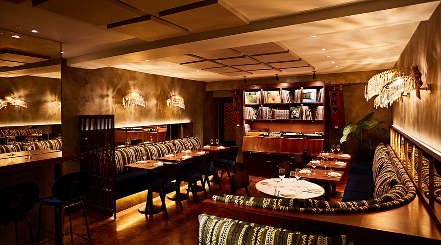 Caia — interior photo 2