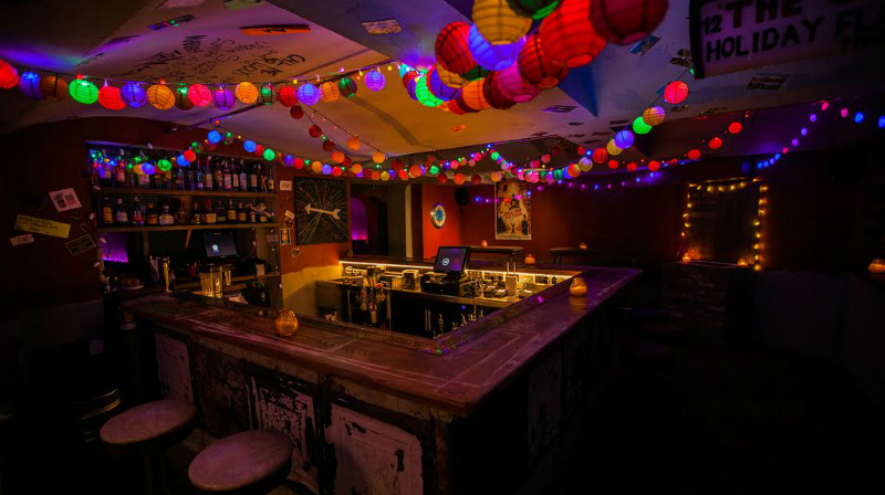 Call Me Mr Lucky — interior photo 1