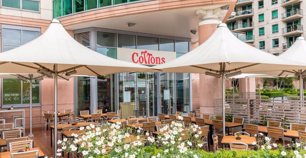 Cottons Restaurant Vauxhall — interior photo 1