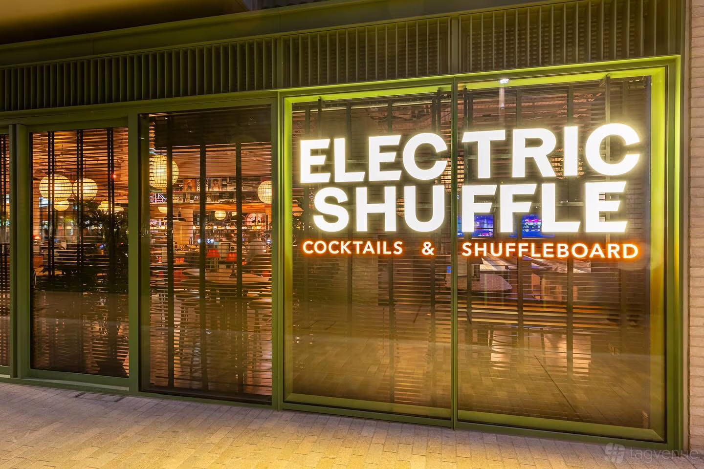 Electric shuffle - Kings cross — interior photo 4