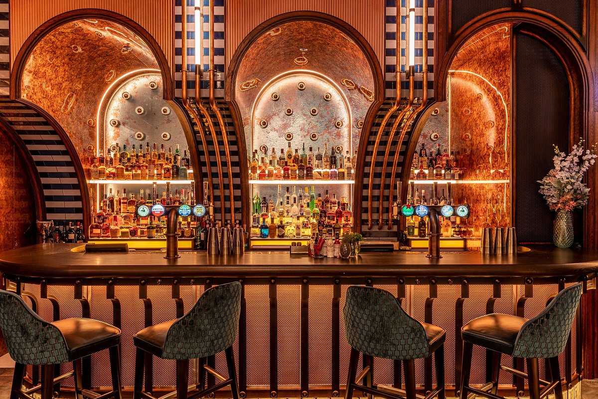 Electric shuffle - London Bridge — interior photo 1