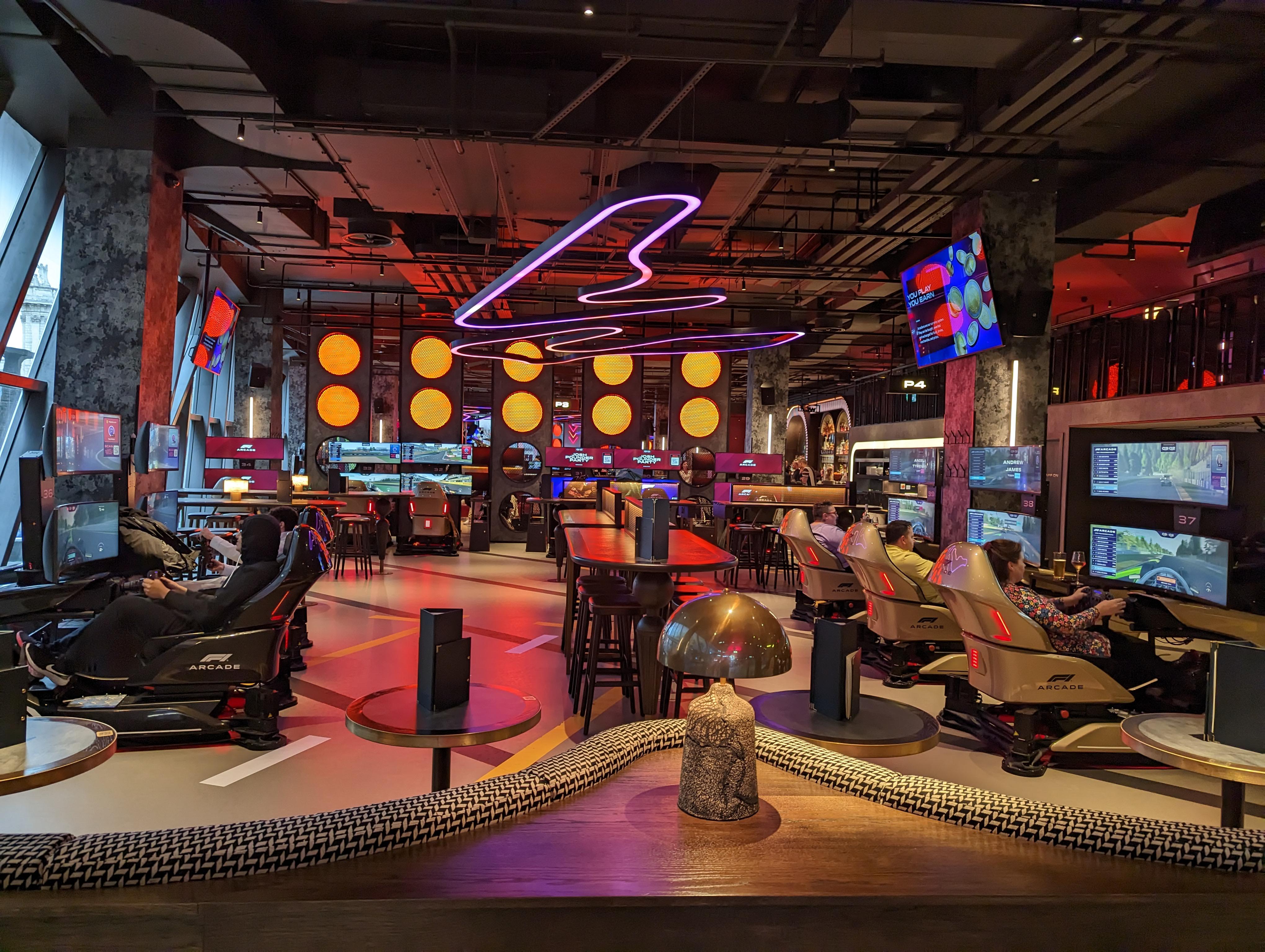 f1 Arcade — interior photo 7