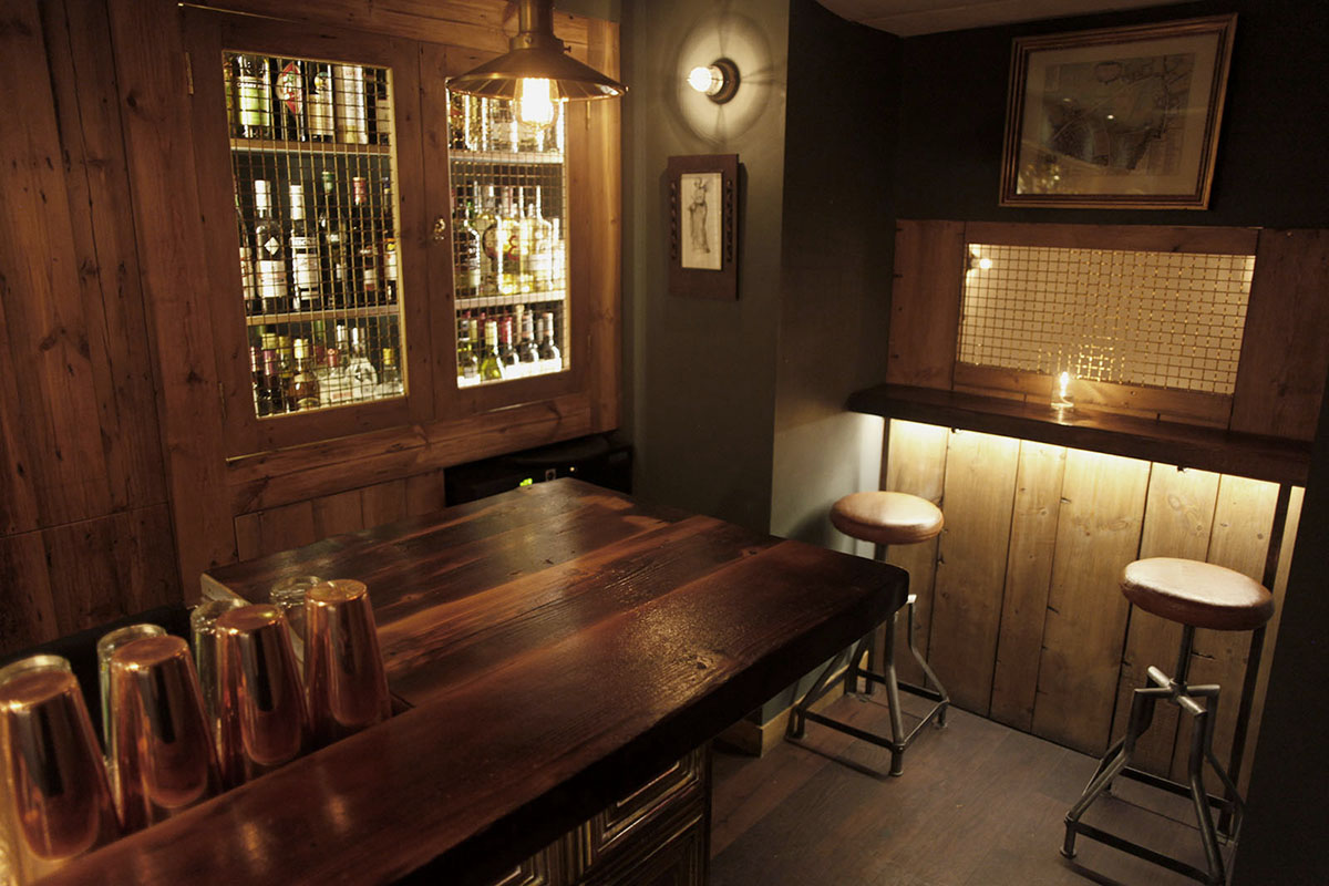 Found — interior photo 6