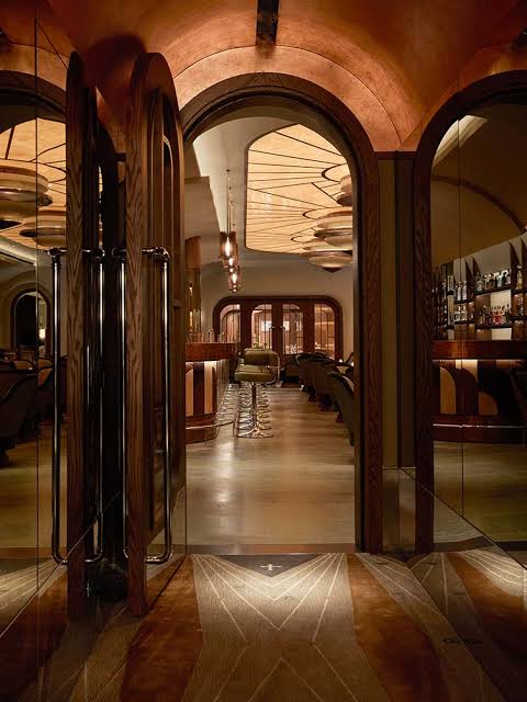 Gambit Bar - Fitzrovia — interior photo 3