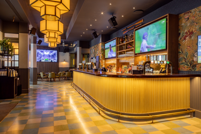 Goldwood Pub & Kitchen — interior photo 1