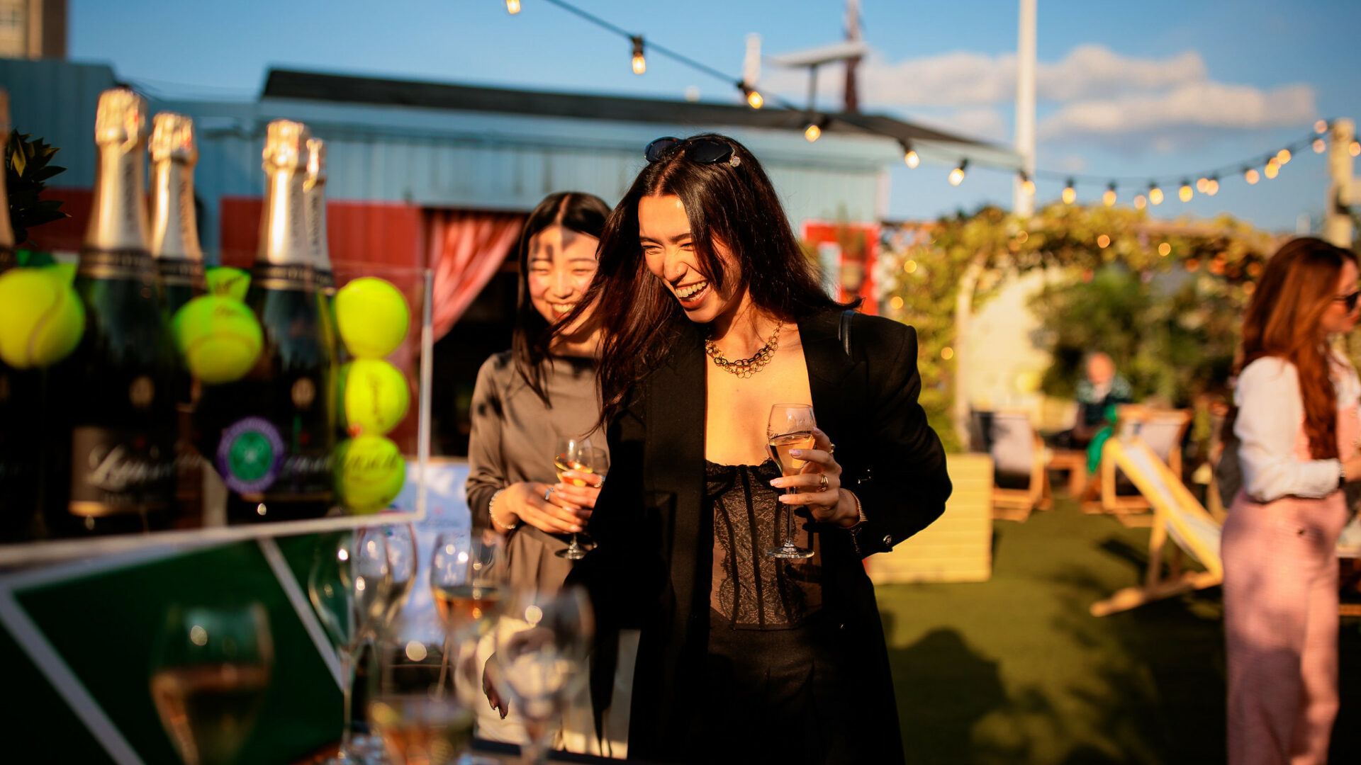 1864 Rooftop Bar & Kitchen — interior photo 7