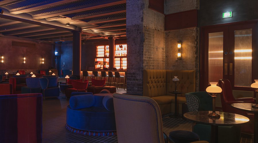 Jack Solomons — interior photo 6