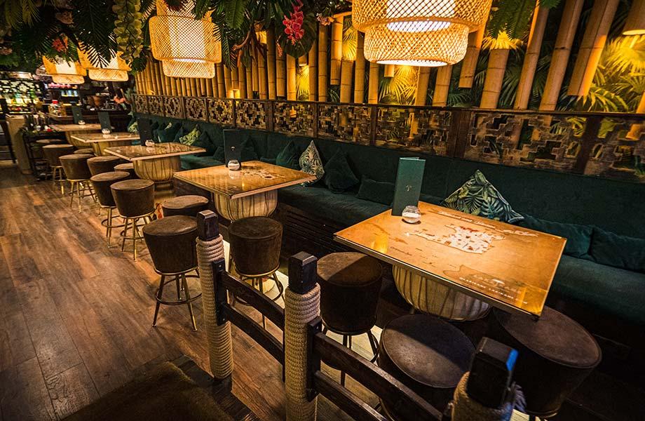 Lakikane — interior photo 1