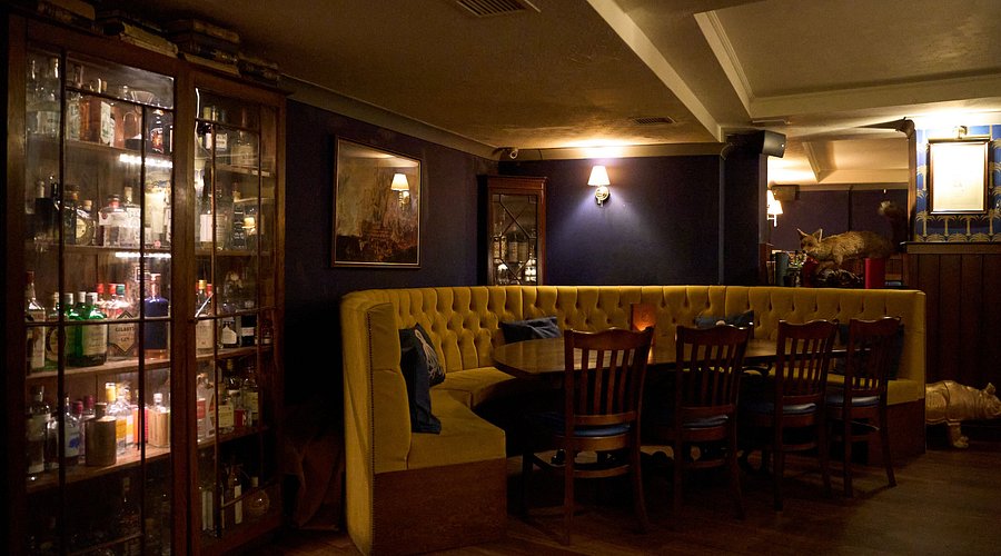 Merchant House — interior photo 2