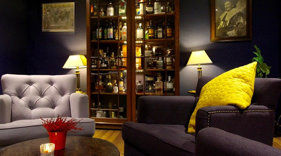 Merchant House — interior photo 4