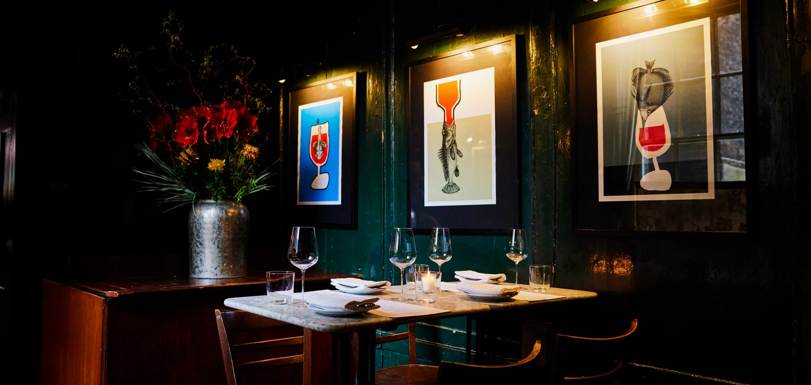 Noble Rot Lamb's Conduit — interior photo 2