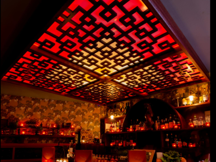 Opium — interior photo 4