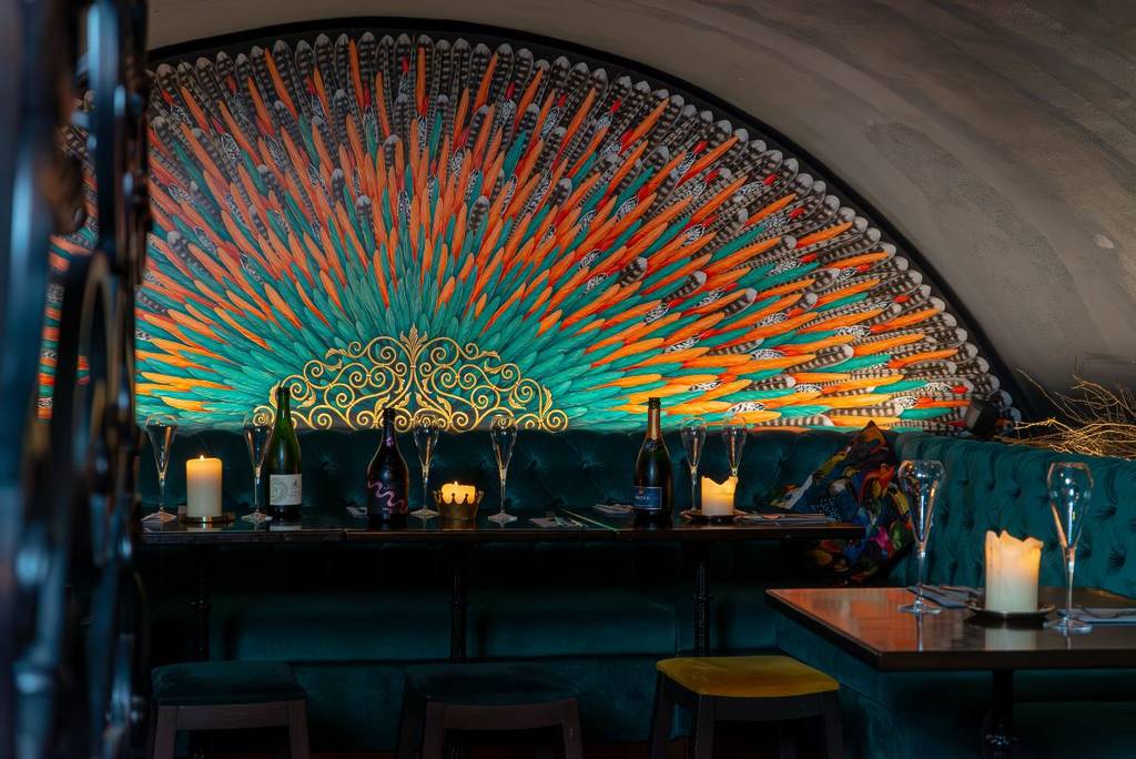 Plume Wine Bar — interior photo 3