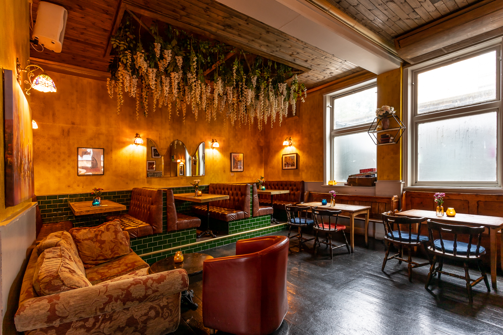 Prince of Peckham — interior photo 3