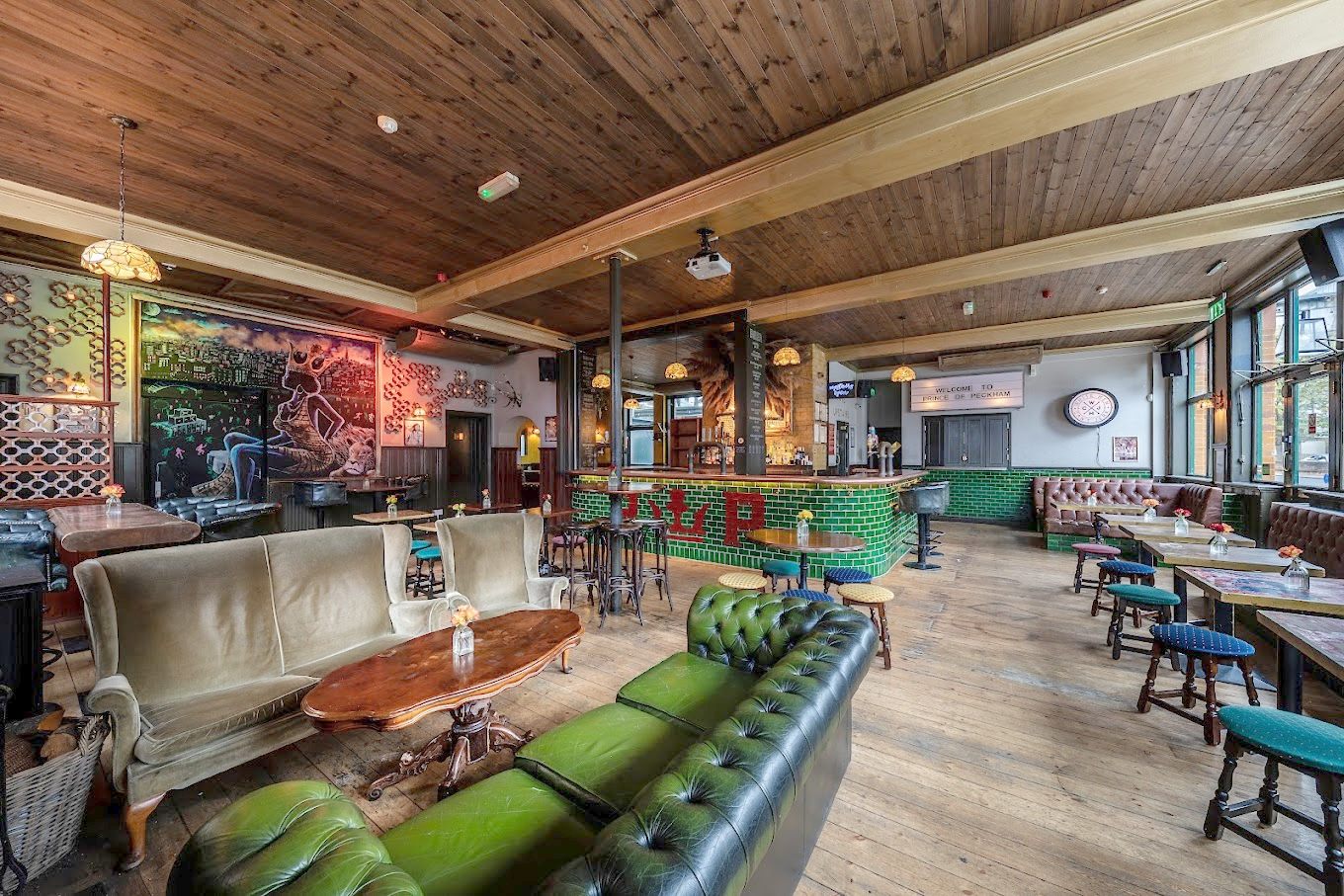Prince of Peckham — interior photo 5