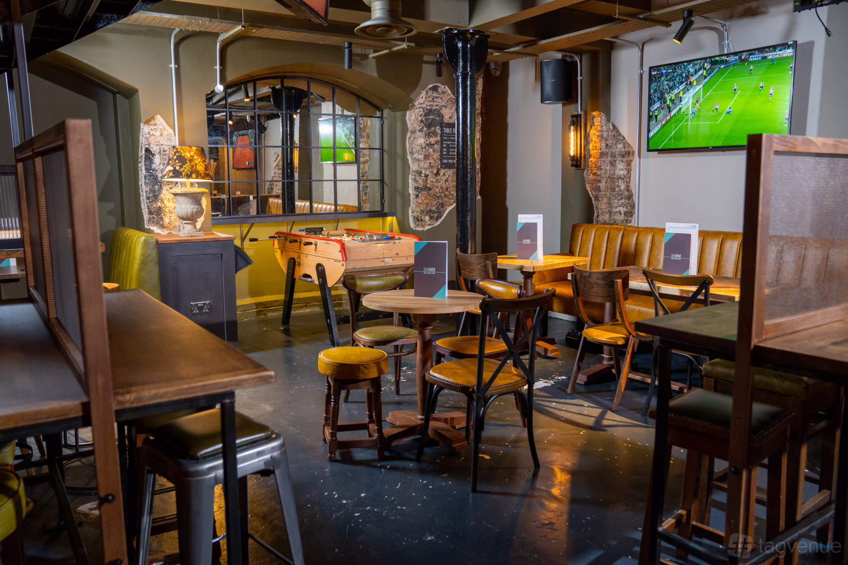 Shoreditch Arms — interior photo 6