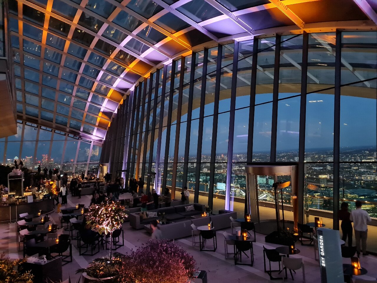 Sky Garden — interior photo 4