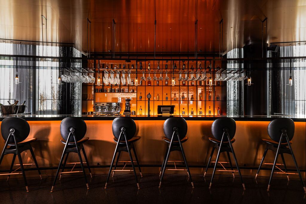 Solaya — interior photo 4