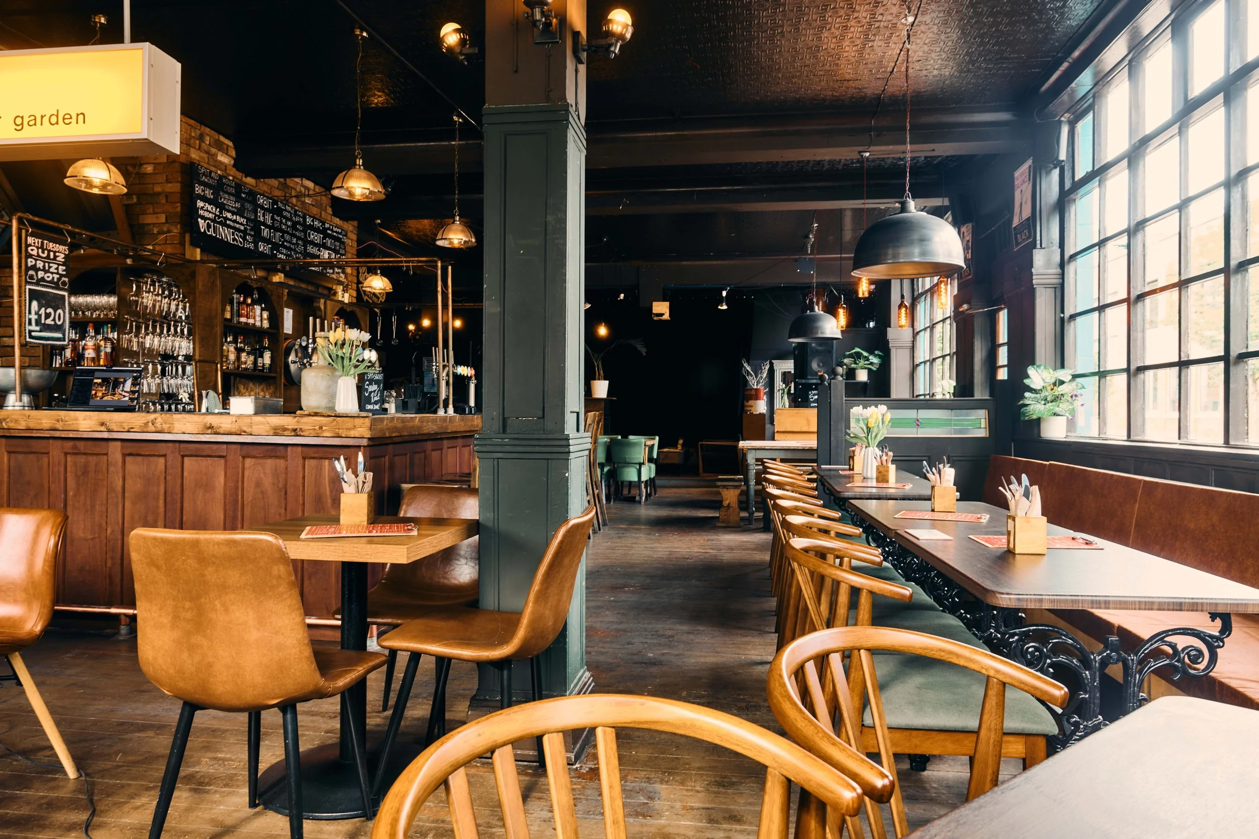 Spit & Sawdust — interior photo 2