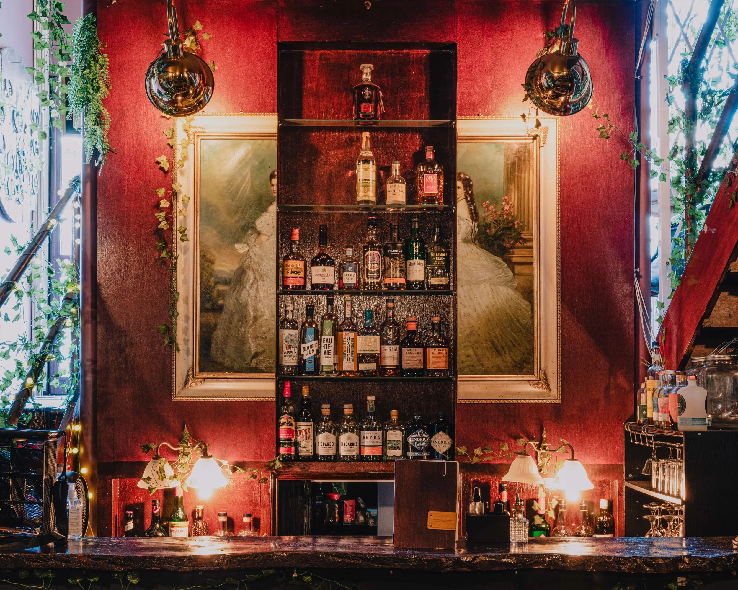 The Natural Philosopher — interior photo 1