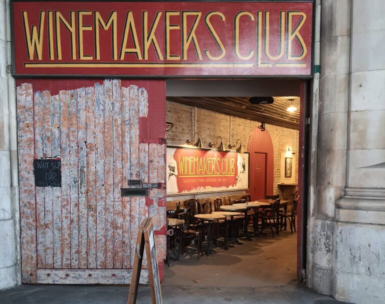 The Winemakers Club — interior photo 4