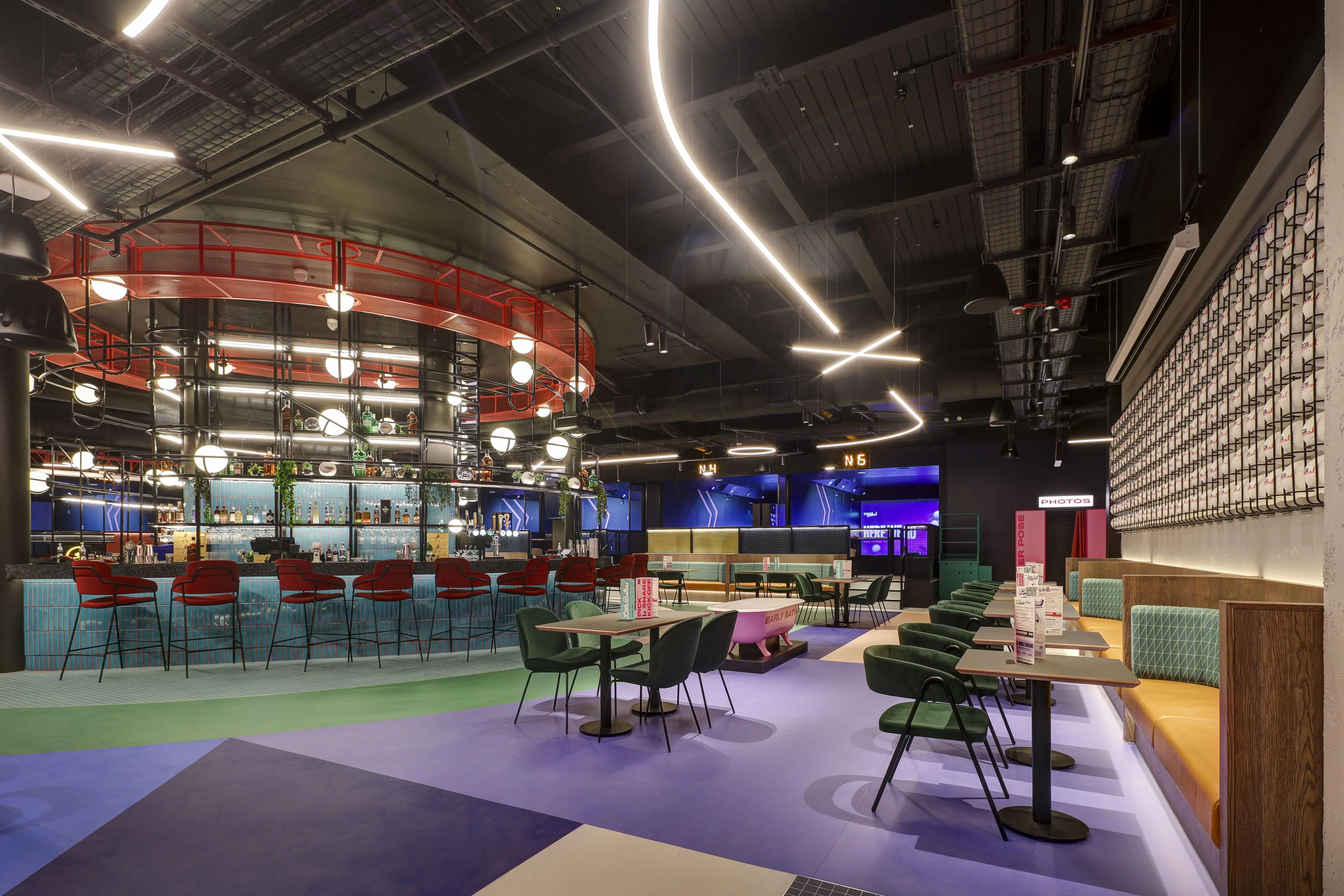 Toca Social — interior photo 4