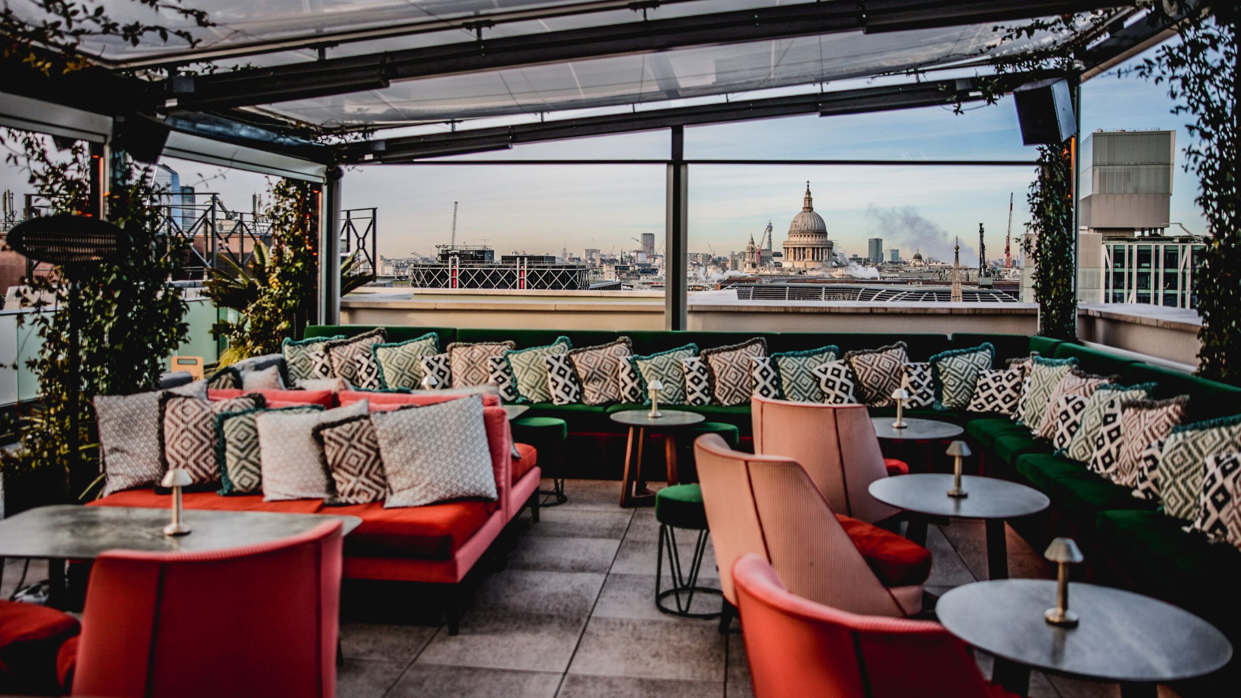 Wagtail Rooftop Bar — interior photo 5